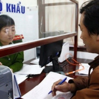 Đổi nơi ở mới bao lâu phải chuyển hộ khẩu