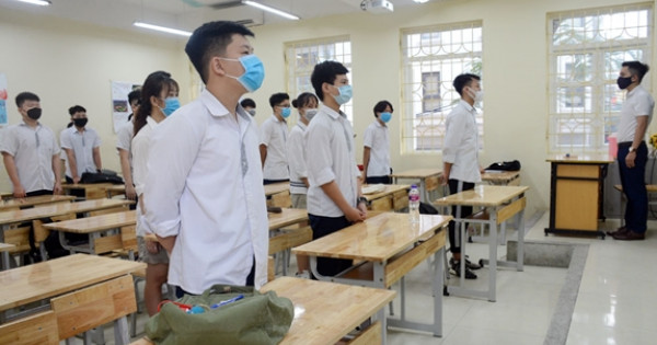Hà Nội giảm 50% học phí cho học sinh năm học 2021-2022