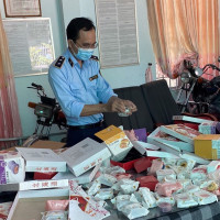 Tây Ninh thu giữ hơn 1.500 chiếc bánh trung thu không rõ nguồn gốc