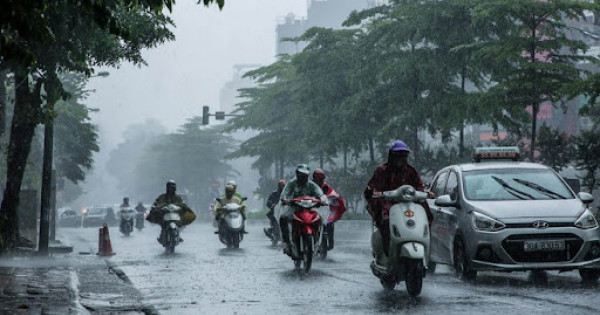 Dự báo thời tiết ngày 15/9/2021: Hà Nội tiếp tục có mưa rào và dông