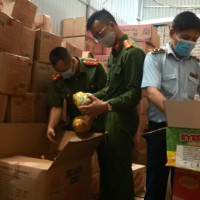 Hà Nội: Bắt giữ gần 10 tấn bánh kẹo do nước ngoài sản xuất, không rõ nguồn gốc xuất xứ