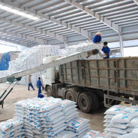 Đang diễn ra “cuộc chiến phân bón thế giới”?