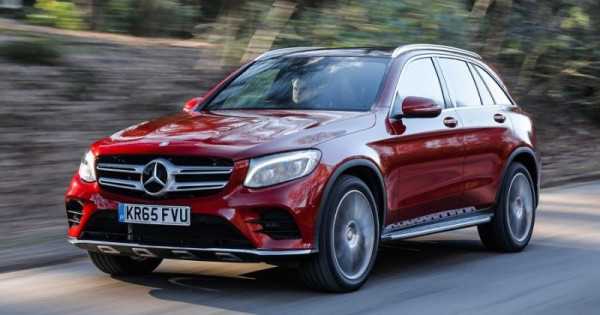 Triệu hồi loạt xe Mercedes-Benz tại Việt Nam vì lỗi cảm biến va chạm