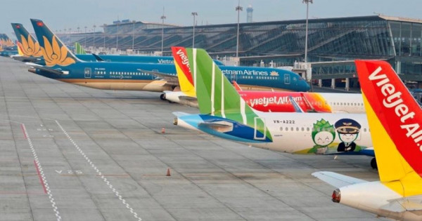 Người bay từ TP Hồ Chí Minh đến Hà Nội phải cách ly tập trung 7 ngày