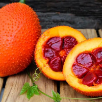 Ăn gấc sai cách có thể gây ngộ độc