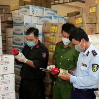 Tạm giữ hơn 11.500 chai, gói thuốc bảo vệ thực vật không rõ nguồn gốc