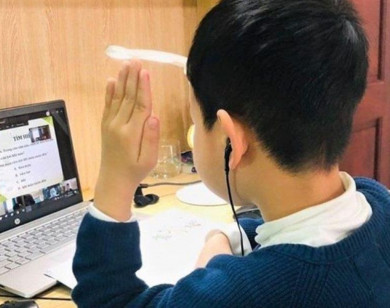 An Giang: Cho học sinh tạm dừng học online