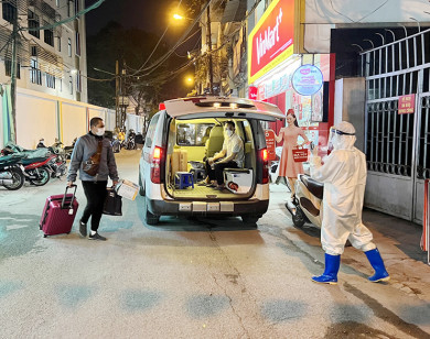 Quận Đống Đa: Từ 12 giờ ngày 13/12, nhà hàng, cơ sở kinh doanh dịch vụ ăn uống chỉ được phép bán hàng mang về