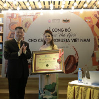 Cà phê Robusta của Việt Nam được vinh danh Kỷ lục Thế giới bởi WorldKings