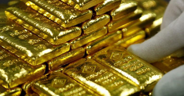 Giá vàng ngày 28/12/2021: Vàng quay đầu tăng mạnh