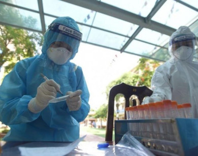 Quảng Nam: Phát hiện 14 người nhập cảnh nhiễm biến thể Omicron