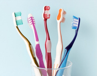 Bảo quản bàn chải đánh răng đúng cách