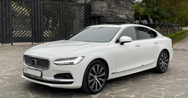 Giá xe ô tô Volvo tháng 1/2022: Dao động từ 1,730 - 4,490 tỷ đồng