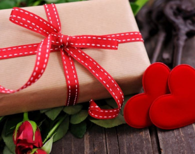 Gợi ý quà tặng Valentine ý nghĩa cho bạn gái năm 2022