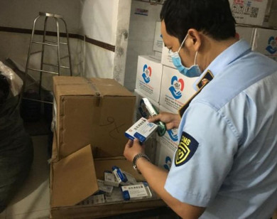 TP Hồ Chí Minh: Triệt phá đường dây buôn lậu số lượng lớn kit test và thuốc điều trị Covid-19 