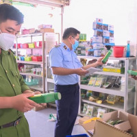 Nhức nhối tình trạng buôn bán phân bón giả, kém chất lượng