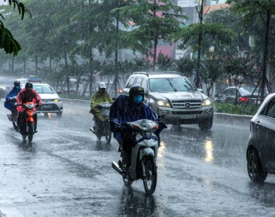 Dự báo thời tiết ngày 17/4/2022: Hà Nội tiếp tục có mưa rào, trời chuyển rét
