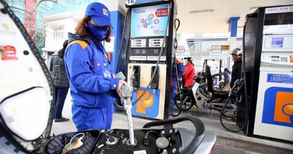 Giá xăng dầu đồng loạt tăng từ 15 giờ chiều nay