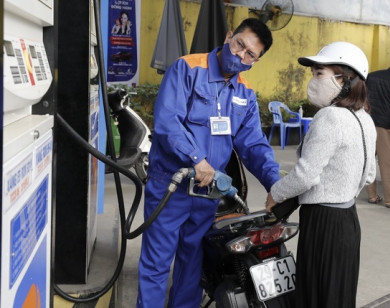 Giá xăng dầu có thể tiếp tục tăng vào ngày 4/5?