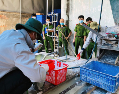 Khởi tố vụ án chôn lấp chất thải tại Xí nghiệp Đèn ống Công ty CP Bóng đèn Điện Quang