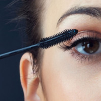 Sai lầm thường gặp khi trang điểm bằng mascara