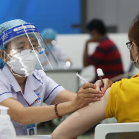 TP Hồ Chí Minh: Tăng cường tiêm vaccine Covid-19 vào cả thứ 7 và chủ nhật