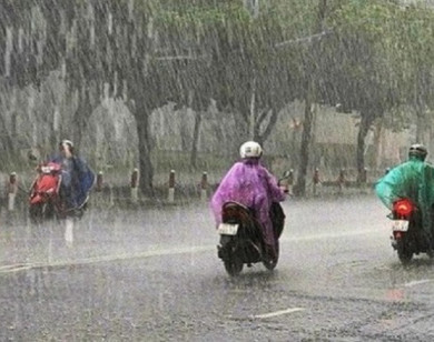 Dự báo thời tiết ngày 15/7/2022: Hà Nội tiếp tục mưa to kèm lốc sét và gió giật mạnh