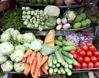 Gần 50% mẫu rau củ quả, hải sản ở các chợ đầu mối có dư lượng thuốc bảo vệ thực vật và chất cấm
