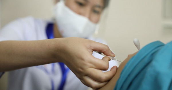 Bộ Y tế nêu tên hàng loạt tỉnh, thành phố vẫn tiêm chậm vaccine Covid-19