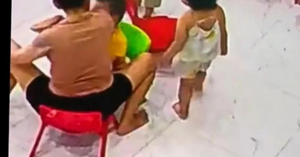Quảng Nam: Bé trai 3 tuổi bị cô giáo hất cùi chỏ vào mặt