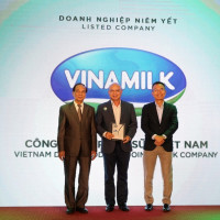 Vinamilk nhận giải thưởng Phát triển bền vững 2022