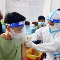 Bác bỏ thông tin ''Đà Nẵng buộc học sinh tiêm vaccine Covid-19 để được đến trường