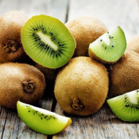 Tại sao khi ăn quả kiwi bạn nên ăn cả vỏ?