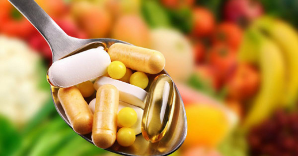 Dấu hiệu cảnh báo cơ thể thừa vitamin