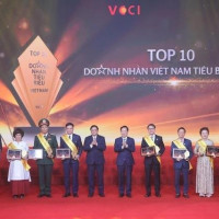 Tôn vinh top 10 doanh nhân Việt Nam tiêu biểu năm 2022