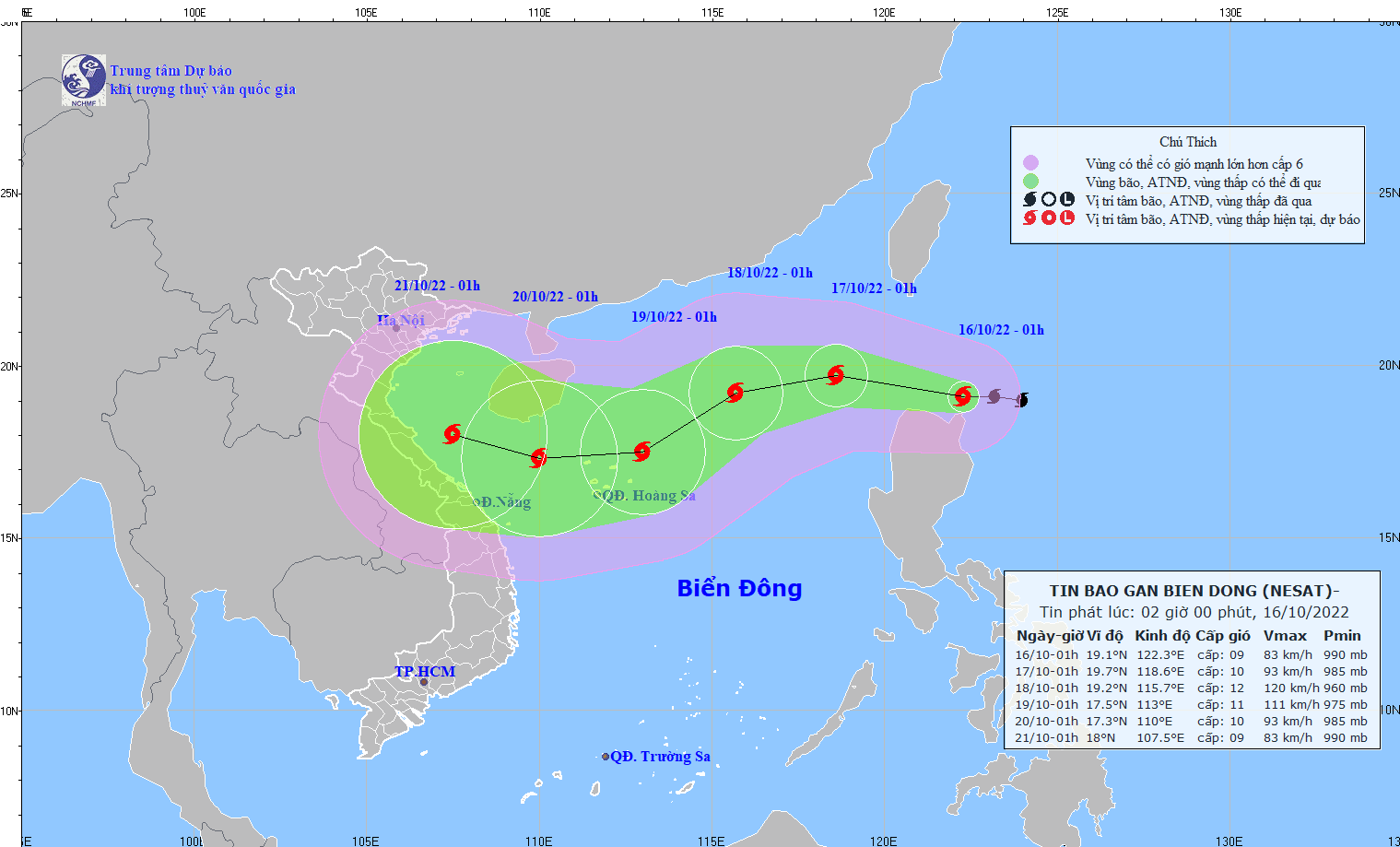 Bão Nesat mạnh cấp 12, di chuyển vào Biển Đông trong đêm nay