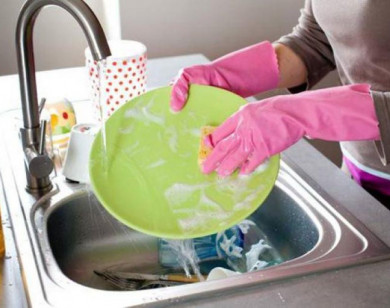 Những sai lầm thường gặp khi rửa bát gây tổn hại sức khỏe