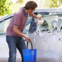 6 sai lầm bạn dễ mắc phải khi tự rửa ô tô tại nhà