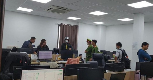 TP Hồ Chí Minh: Bắt giữ hàng chục nhân viên công ty luật gọi điện chửi bới để ''đòi nợ''