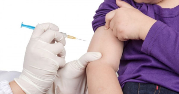 Vận động phụ huynh đồng thuận cho học sinh từ 5-18 tuổi tiêm vaccine Covid-19