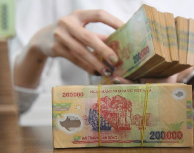 Công an hướng dẫn đặc điểm nhận biết của tiền giả mới xuất hiện