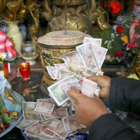 Bộ Tài chính ban hành quy định mới về quản lý tiền công đức