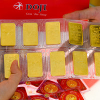 Giá vàng thế giới chiều 30/1 giảm, SJC bốc hơi hơn 1 triệu đồng/lượng