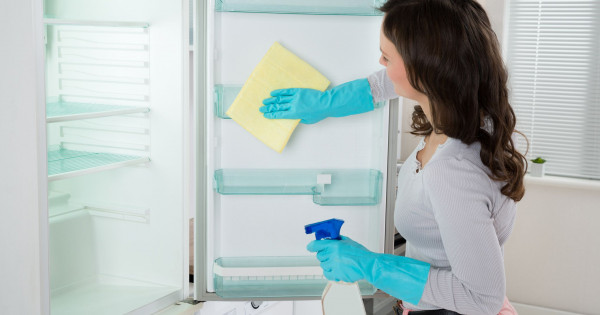 Khử mùi tủ lạnh khi mới mua về?