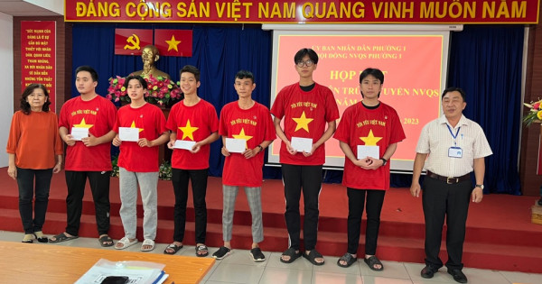 Thanh niên TP Hồ Chí Minh hăng hái tình nguyện làm nghĩa vụ với Tổ quốc