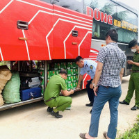 Quảng Ngãi: Phát hiện gần 1.000 chai bia Heineken không rõ nguồn gốc xuất xứ