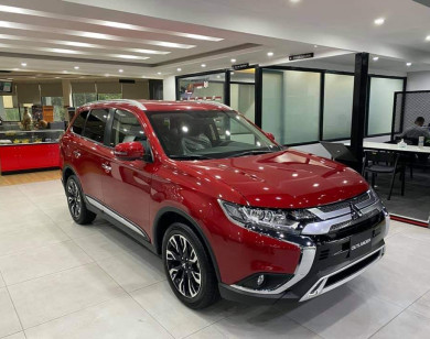 Giá xe ô tô Mitsubishi tháng 3/2023: Ưu đãi 50% lệ phí trước bạ