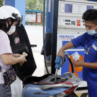 Giá xăng dầu có thể quay đầu giảm vào ngày mai?