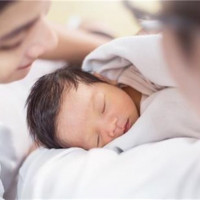 Đề xuất tăng thời gian nghỉ thai sản cho nam giới lên tối thiểu 1 tháng