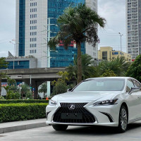 Giá xe ô tô Lexus tháng 4/2023: Dao động từ 2,1 - 9,6 tỷ đồng